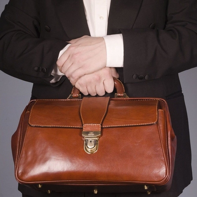 Travel bag Tony Perotti (Italy) made of genuine leather.