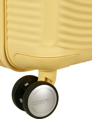 Чемодан American Tourister (США) из коллекции Soundbox.