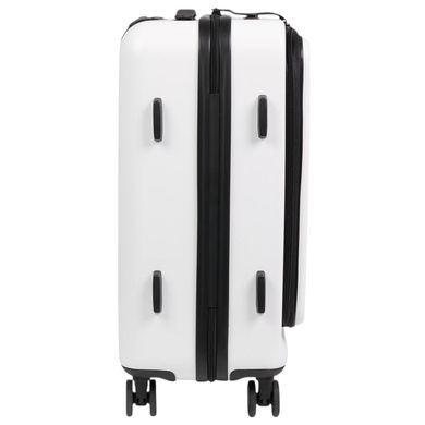 CAT (USA) suitcase from the Nexus collection.