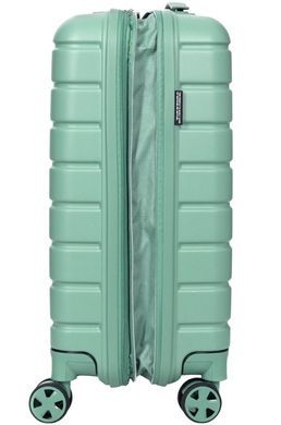 Roncato (Italy) suitcase from the Relife collection.