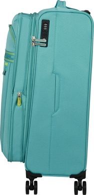 American Tourister (USA) suitcase from the AeroSpin collection.