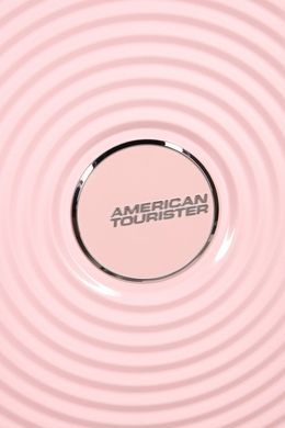 American Tourister (USA) suitcase from the Soundbox collection.