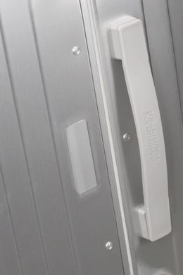 Чемодан American Tourister (США) из коллекции SOUNDBOX ALU.