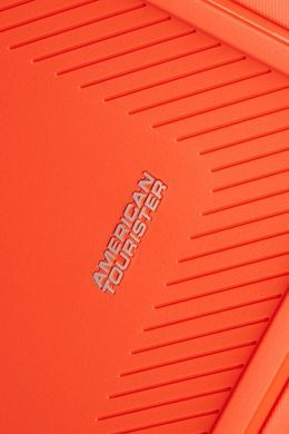 American Tourister (USA) suitcase from the Dashpop collection.