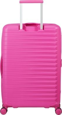 American Tourister (USA) suitcase from the FastForward collection.