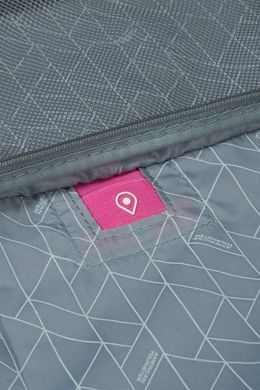 American Tourister (USA) suitcase from the FastForward collection.
