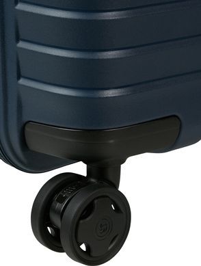 Samsonite (Belgium) suitcase from the Intuo collection.