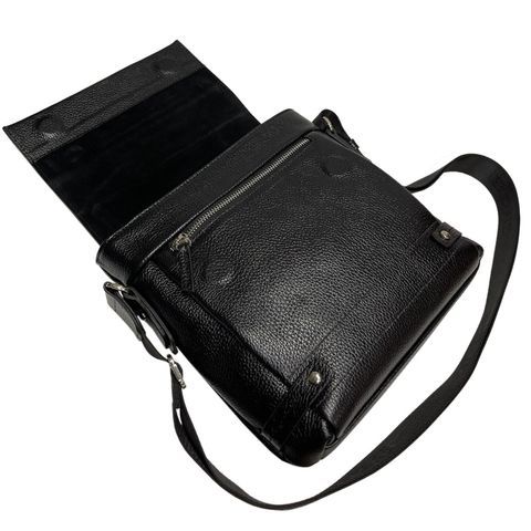 Men's bag by Bond NON (Turkey) made of genuine leather. Article