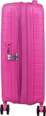 American Tourister (USA) suitcase from the FastForward collection.