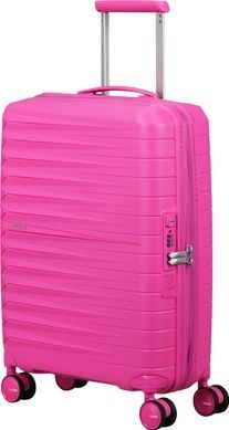 American Tourister (USA) suitcase from the FastForward collection.