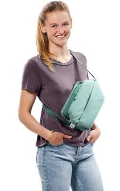 Поясная сумка / бананка Deuter (Германия).