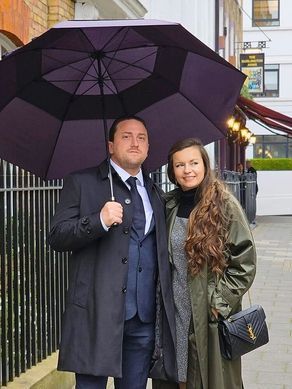 umbrella by Fulton (England) from the collection Executive.