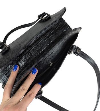 Women's bag by Tony Bellucci (Turkey) made of genuine leather.