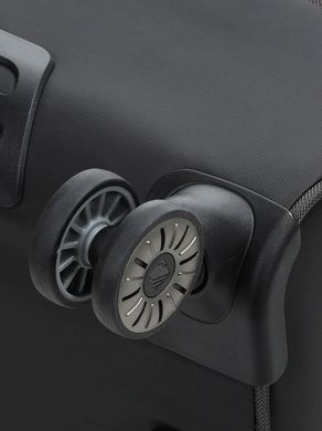 Travelite (Germany) suitcase from the Crosslite 5.0 collection.