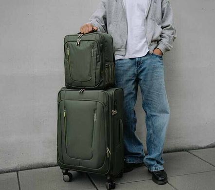 Валіза American Tourister (США) із колекції Wanderlite.