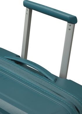 American Tourister (USA) suitcase from the FastForward collection.
