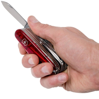 Складной нож Victorinox (Швейцария) из серии Swisschamp.