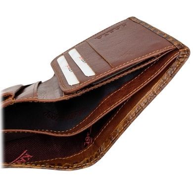 Women's wallet by Karya (Turkey) made of genuine leather.