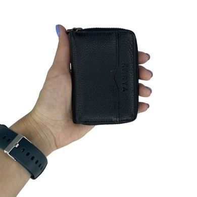 Leather credit card holder by Karya (Turkey).