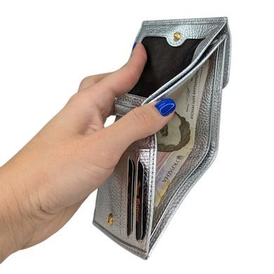 Women's wallet by Tony Bellucci (Turkey) made of genuine leather.