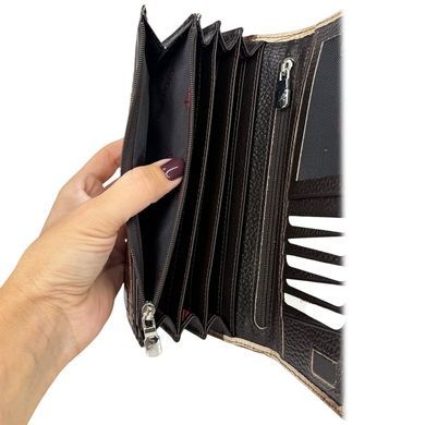 Women's wallet by Karya (Turkey) made of genuine leather.