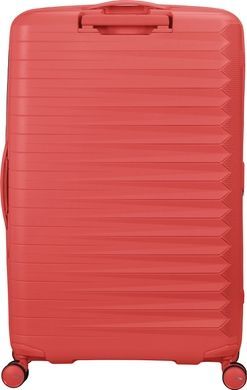 Валіза American Tourister (США) із колекції FastForward.