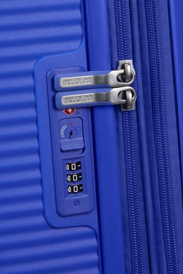 Валіза American Tourister (США) із колекції Soundbox.