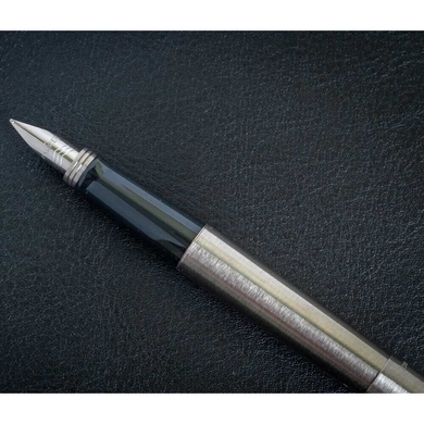 Шариковая ручка Parker (France) из коллекции Jotter.