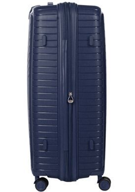 Snowball (France) suitcase from the Oruro collection.