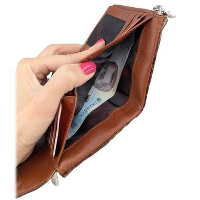 Women's wallet by Karya (Turkey) made of genuine leather.
