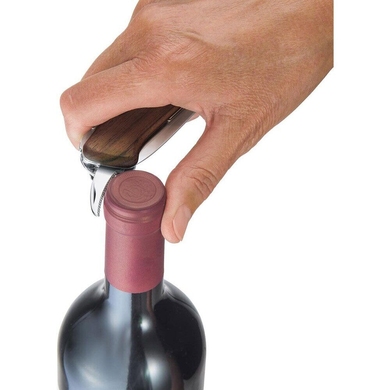 Складной нож Victorinox (Швейцария) из серии Wine Master.