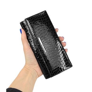 Women's wallet by Karya (Turkey) made of genuine leather.