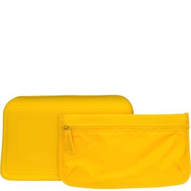 Travel toiletry bag by American Tourister (USA) from the Urban Groove collection.