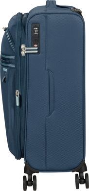 American Tourister (USA) suitcase from the AeroSpin collection.