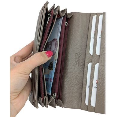 Women's wallet by Karya (Turkey) made of genuine leather.