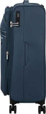 American Tourister (USA) suitcase from the AeroSpin collection.