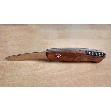 Складной нож Victorinox (Швейцария) из серии Ranger Wood.