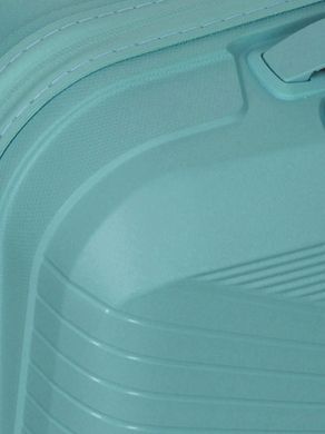 American Tourister (USA) suitcase from the AIRCONIC collection.