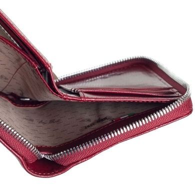 Women's wallet by Tony Perotti (Italy) made of genuine leather.