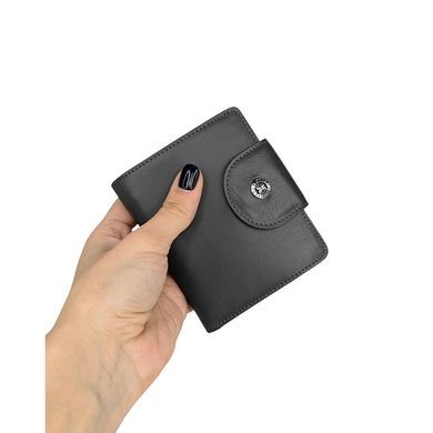 Women's wallet by Tergan (T&uuml;rkiye) made of genuine leather.