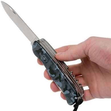 Складной нож Victorinox (Швейцария) из серии Skipper.