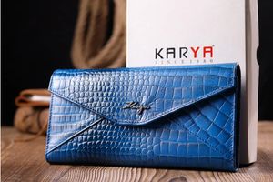 Women's wallets: tips for choosing an accessory