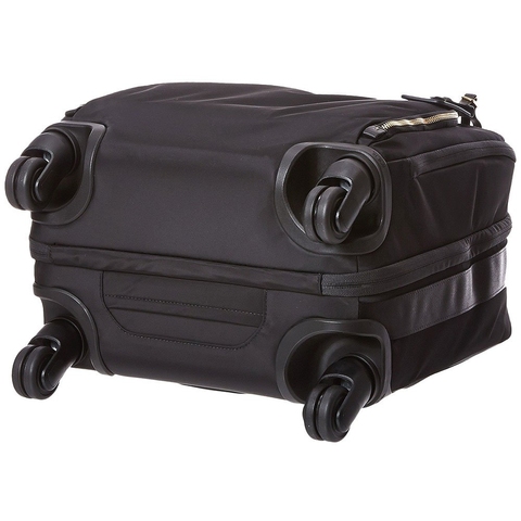 Tumi oslo hotsell compact carry on