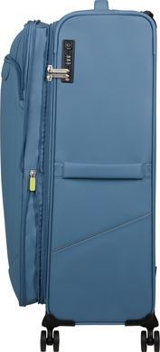 American Tourister (USA) suitcase from the Summerride collection.