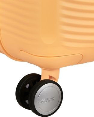 Валіза American Tourister (США) із колекції Soundbox.