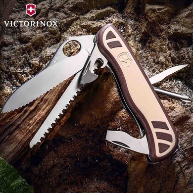 Складной нож Victorinox (Switzerland) из серии Trailmaster.