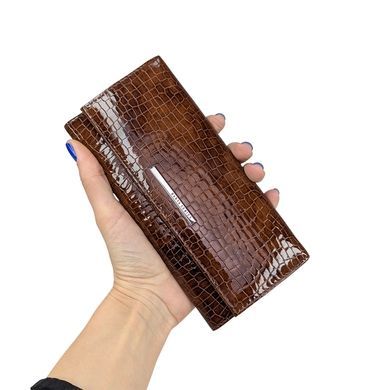Women's wallet by Karya (Turkey) made of genuine leather.
