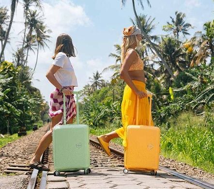 Валіза American Tourister (США) із колекції Soundbox.