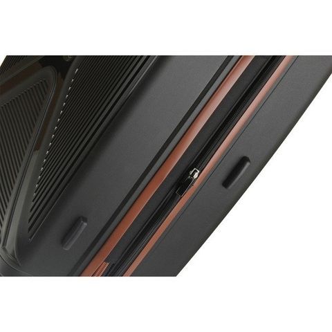 Чемодан Titan (Германия) из коллекции Paradoxx. Артикул: Ti833405