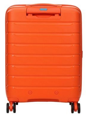 Roncato (Italy) suitcase from the B-Flying collection.
